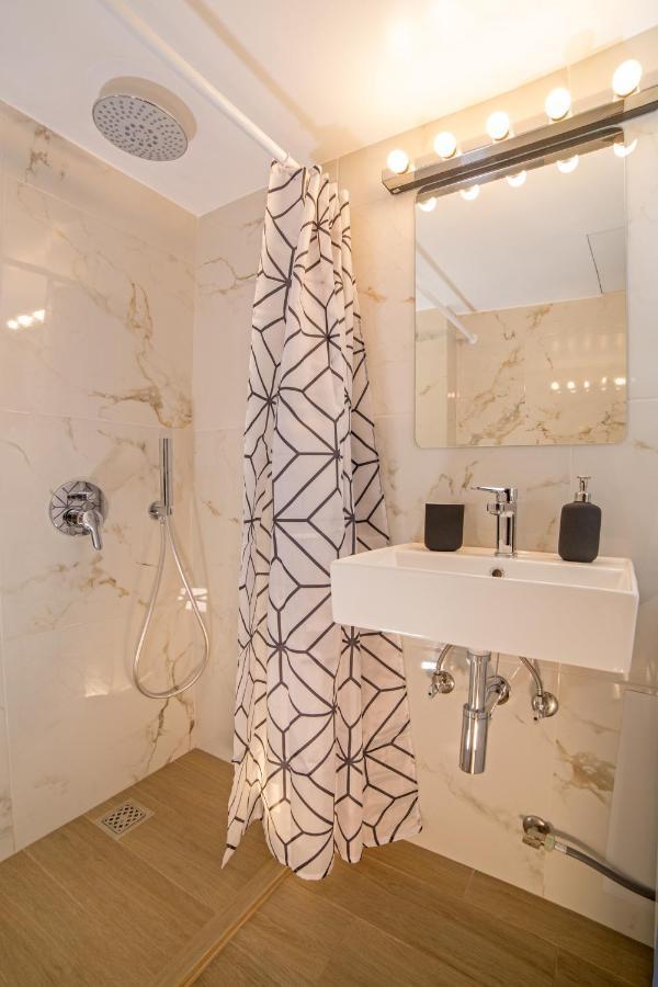 Unforgettable Acropolis View Apartment เอเธนส์ ภายนอก รูปภาพ